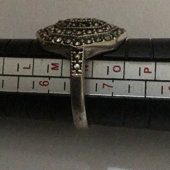 925 Sterling Silver Ring - Picture 6 of 6